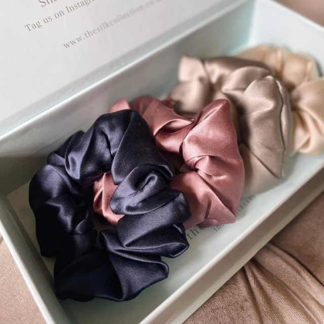 Slik Scrunchie